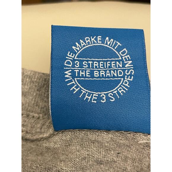 Adidas Soft Grey Three Stripe Short Sleeve T-Shirt size XL - Picture 3 of 8